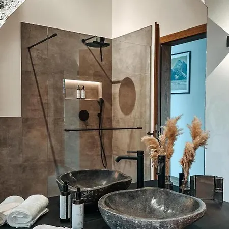 3bdr Splendid Chalet With Sauna And Hot Tub- If You Want To Book, Please Contact On Wh-ats-app - 0034-635-520-036 !!!! Villa