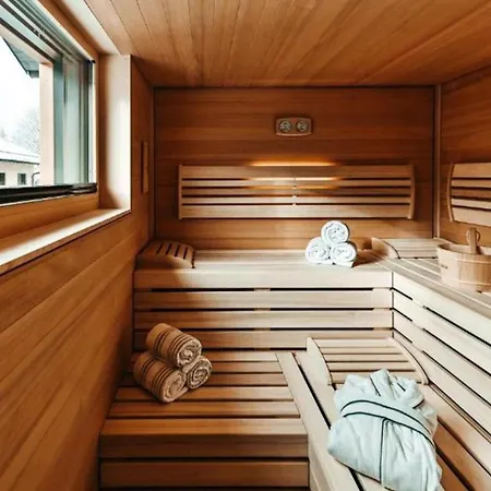 Villa 3bdr Splendid Chalet With Sauna And Hot Tub- If You Want To Book, Please Contact On Wh-ats-app - 0034-635-520-036 !!!!