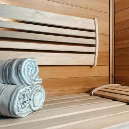 Villa 3bdr Splendid Chalet With Sauna And Hot Tub- If You Want To Book, Please Contact On Wh-ats-app - 0034-635-520-036 !!!! *