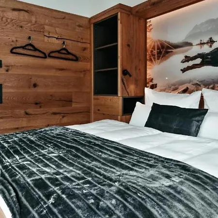 3bdr Splendid Chalet With Sauna And Hot Tub- If You Want To Book, Please Contact On Wh-ats-app - 0034-635-520-036 !!!! * Garmisch-Partenkirchen