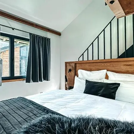 Villa 3bdr Splendid Chalet With Sauna And Hot Tub- If You Want To Book, Please Contact On Wh-ats-app - 0034-635-520-036 !!!! *