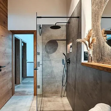 3bdr Splendid Chalet With Sauna And Hot Tub- If You Want To Book, Please Contact On Wh-ats-app - 0034-635-520-036 !!!! Villa Garmisch-Partenkirchen